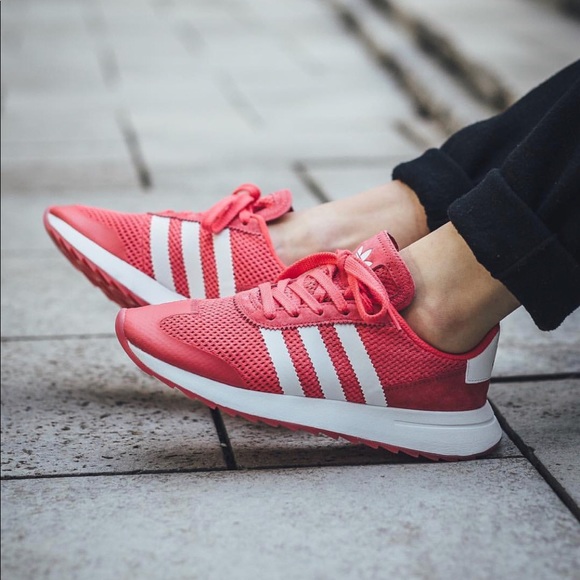 adidas Shoes - NWT Adidas Flashback Runner Women’s Shoes